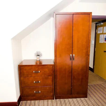 William's Hillsborough 3* Sheffield