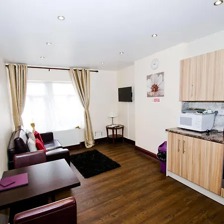 William's Hillsborough 3*