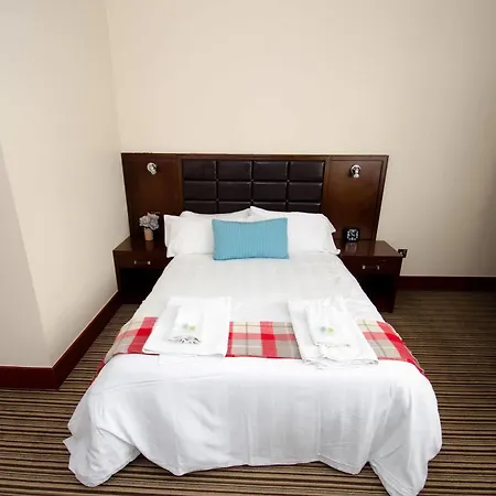 Otel William's Hillsborough 3*